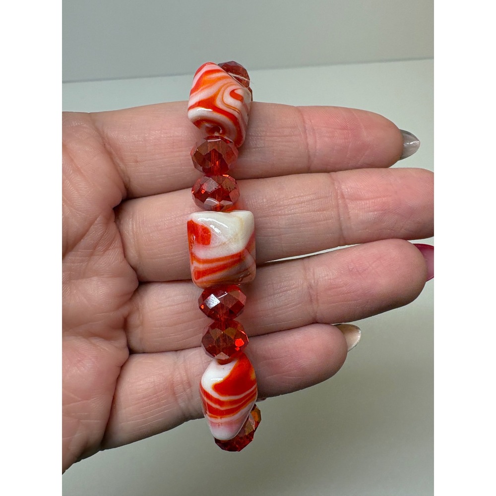 Red White Marbled Art Glass Beaded Stretch Bracelet Faceted Crystal Spacers